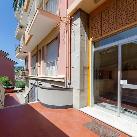 Joivy Kiki House דירה