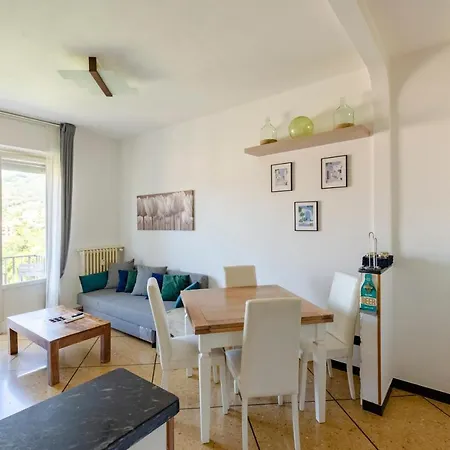 Joivy Kiki House * Ραπάλο